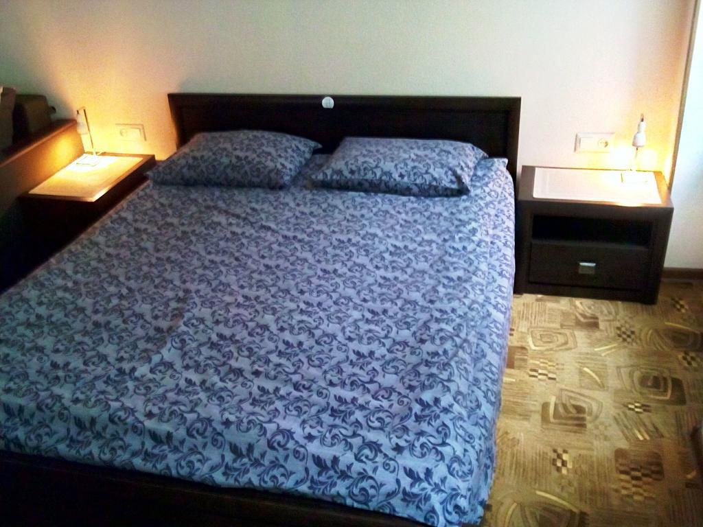 Skovoroda Apartment Lwów Zewnętrze zdjęcie